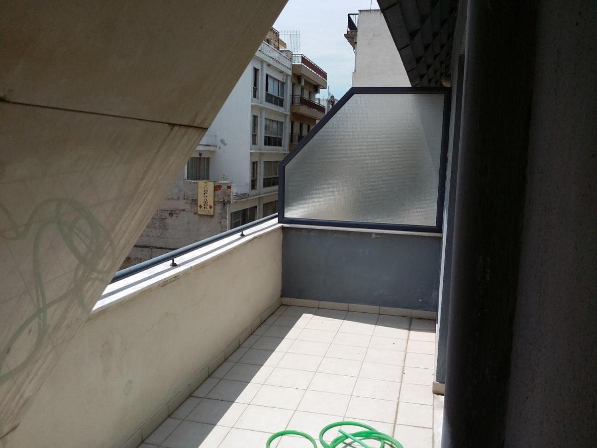 Kosmos Service Apartment City Center 1 With Additional Cost Parking سالونيك المظهر الخارجي الصورة