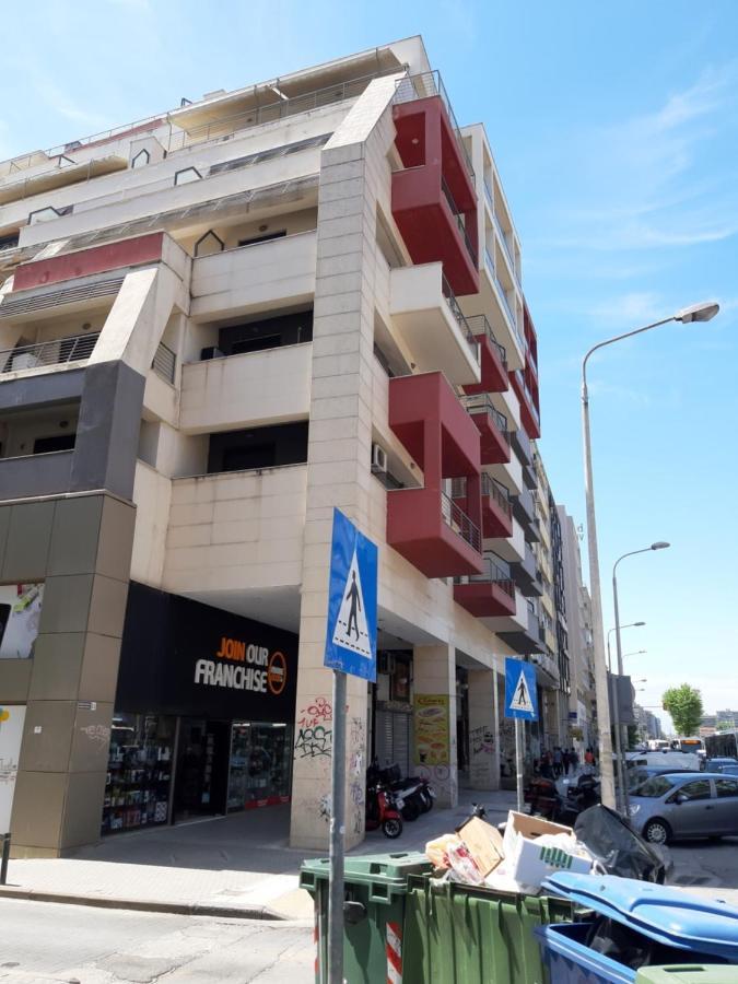 Kosmos Service Apartment City Center 1 With Additional Cost Parking سالونيك المظهر الخارجي الصورة