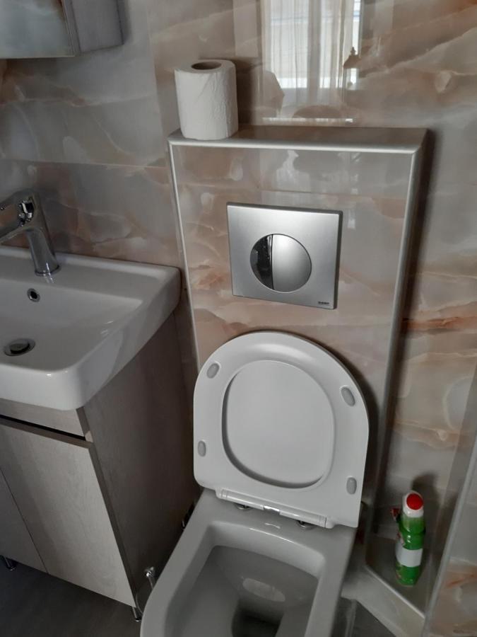 Kosmos Service Apartment City Center 1 With Additional Cost Parking سالونيك المظهر الخارجي الصورة