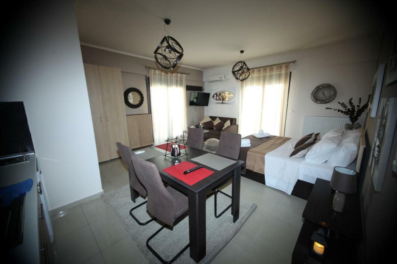 Kosmos Service Apartment City Center 1 With Additional Cost Parking سالونيك المظهر الخارجي الصورة